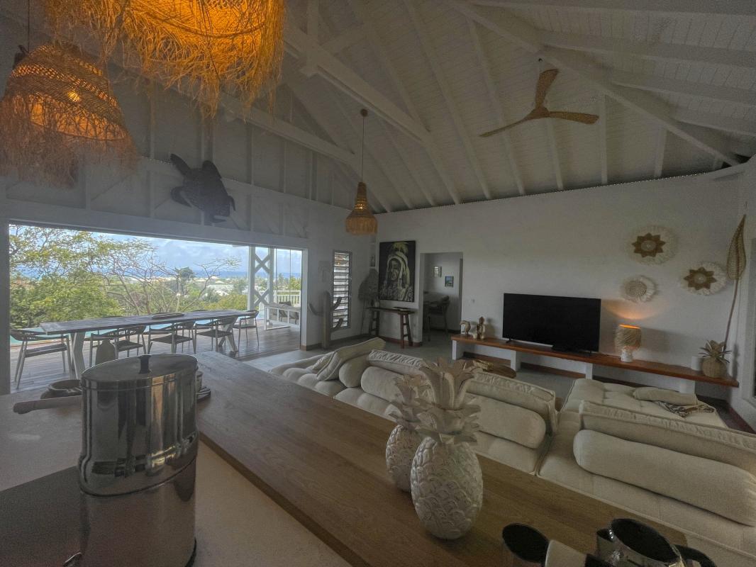 14.Location villa piscine vue mer Saint François Guadeloupe_Espace de vie